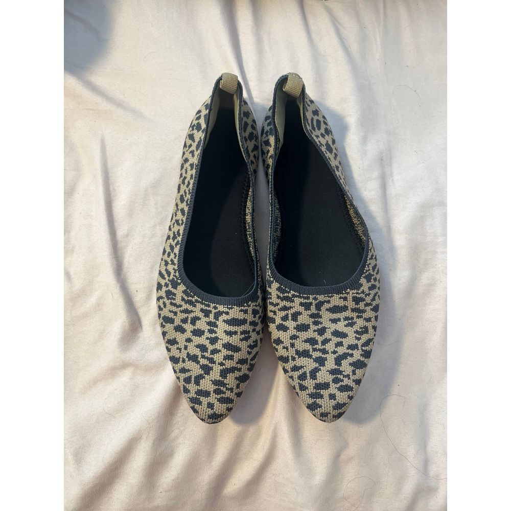 Flats - Picture 1 of 3